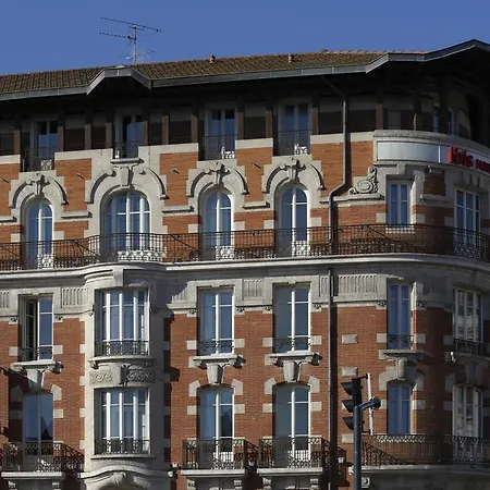 Ibis Gare Matabiau Hotel 3*