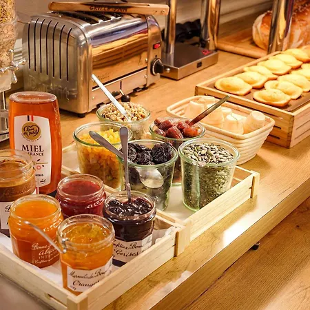 Hotel Ibis Gare Matabiau 3*