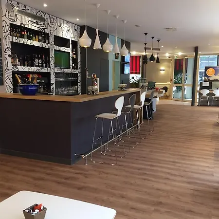 酒店 图卢兹马塔比奥站宜必思酒店 3*