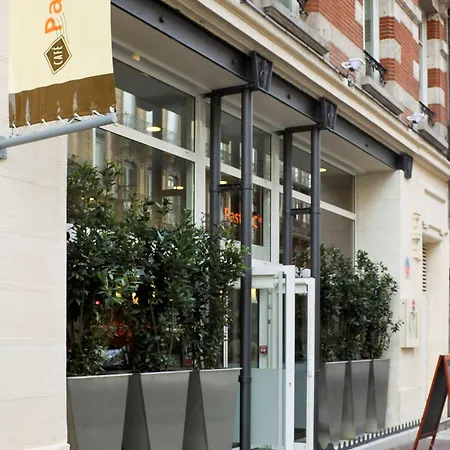 图卢兹马塔比奥站宜必思酒店 酒店