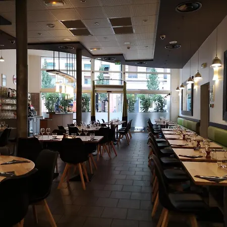 图卢兹马塔比奥站宜必思酒店 3*