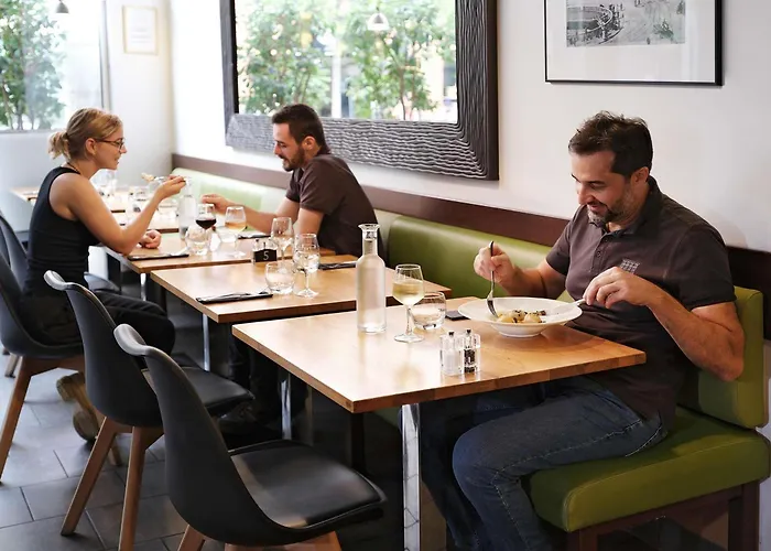 イビス ガール マタビオ ホテル